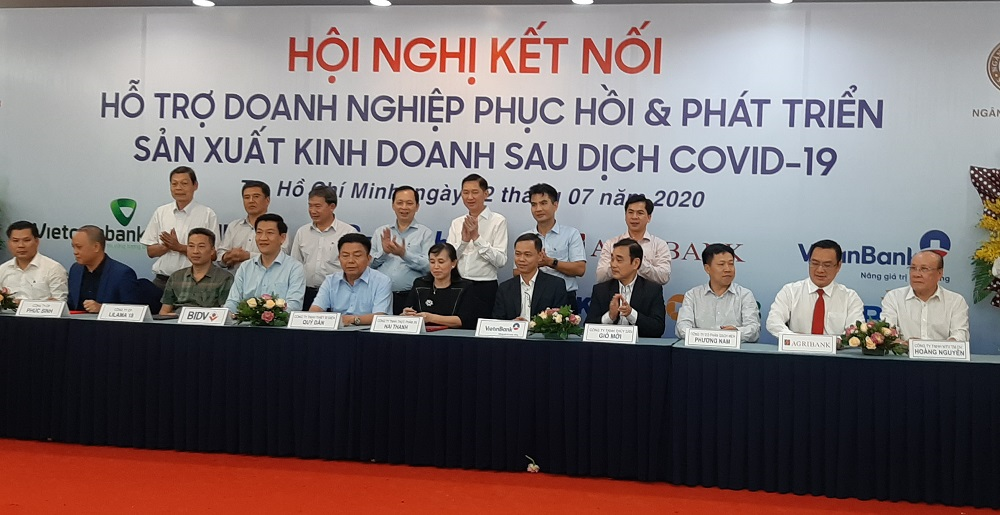 Ngân hàng Nhà nước đồng hành cùng doanh nghiệp khôi phục sản xuất, kinh doanh (2/7/2020)